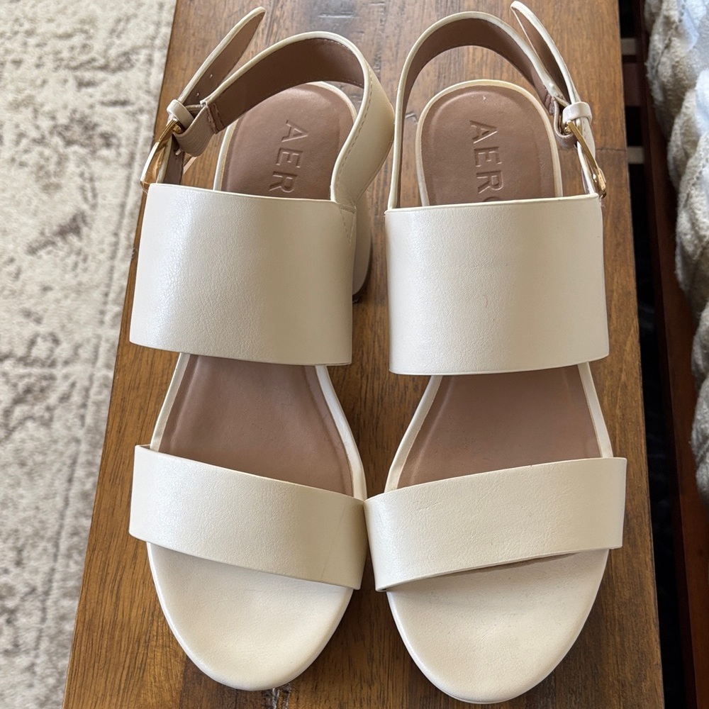 AEROSOLES Cream Platform Block Heel Sandals - Picture 7 of 7